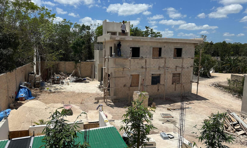 Isla Animals Oasis – 1 year anniversary!